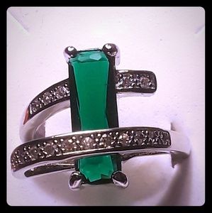 Ladies ring